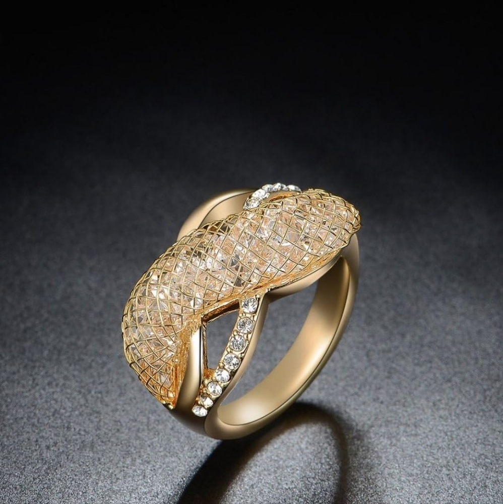 Gold Mesh Statement Ring - image 4